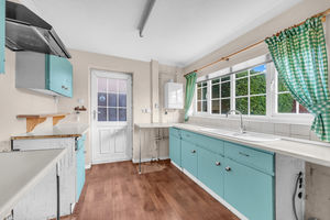 Photo 3- click for photo gallery